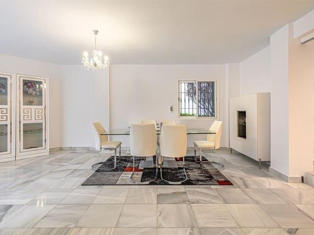 Casa en venta en Marbella, Málaga Costa del Sol
