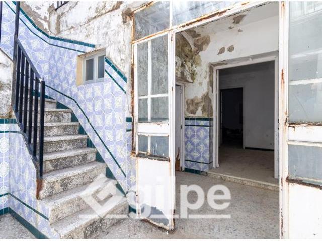 Casa en venta en Marchena, Centro / San Miguel – 6 dormitorios, 289 m2 y parcela de 171 m2 para refo