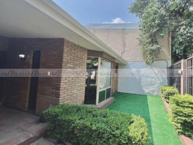 Casa en venta en Maria Luisa