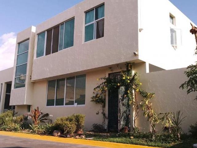 Casa en Venta en Mariano Otero Guardia Nacional 3