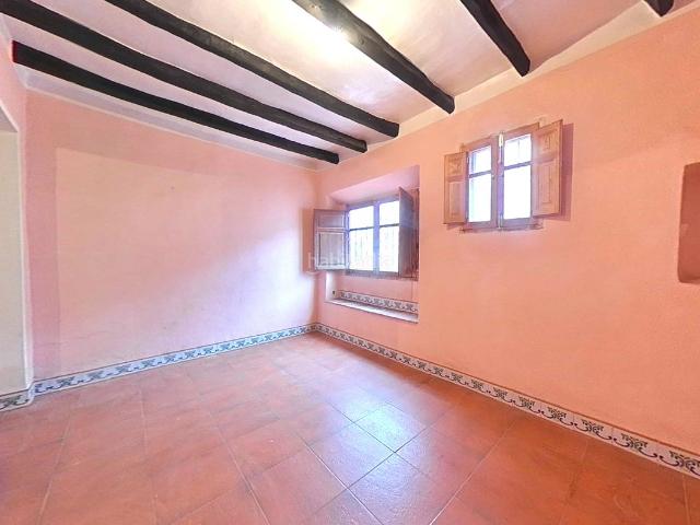Casa en venta en Marines. Casa en venta en Marines para reforma integral Gran potencial. Casas.