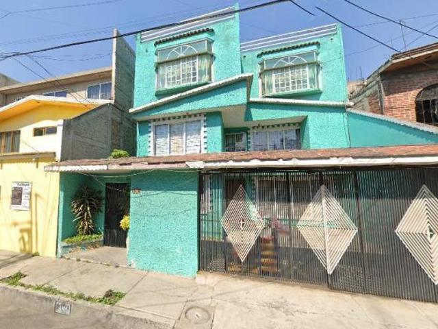 Casa en Venta en Martos Cerro la Estrella Iztapalapa