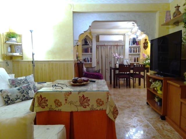 Casa en venta en Martos, Jaén