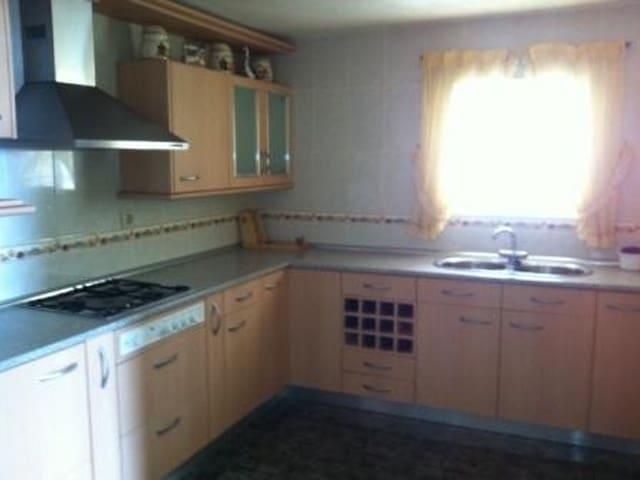Casa en venta en Martos, Jaén