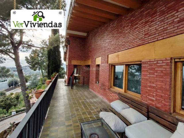 Casa en venta en Matadepera. Bonita casa con jardín. Casas.