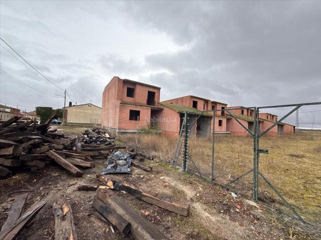 Casa en venta en Matapozuelos. Casas.
