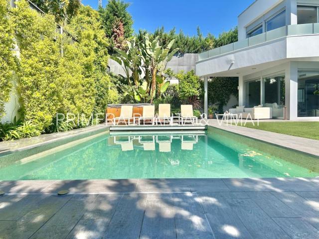 Casa en venta en Mataró, Vallveric. Moderna y elegante !. Casas.