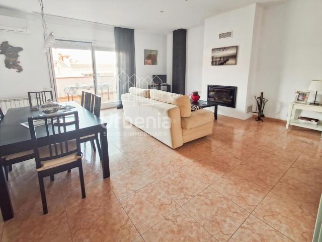 Casa en venta en Mataró, Vista Alegre. Casa en venta en Vista Alegre, Mataró!. Casas.