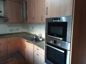 Casa en venta en Mataró, Vista Alegre. CASA ESQUINERA CON TERRAZA. Casas.