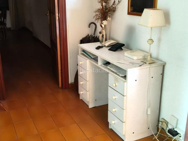 Casa en venta en Mataró, Centre. Casa de cuerpo en el centro de Mataró con gran Parking y posibilidad de 3 viviendas. Casas.