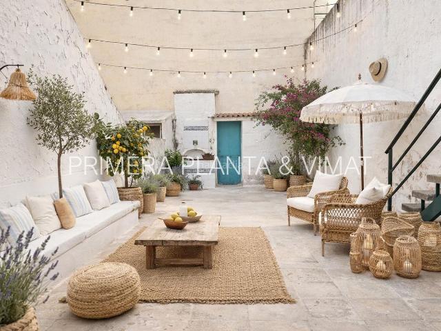 Casa en venta en Mataró, Centre. En dos plantas con gran terraza !. Casas.