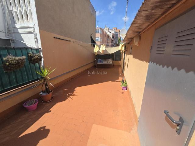 Casa en venta en Mataró, Cerdanyola Nord. Casa de 2 plantas terraza superior. Casas.