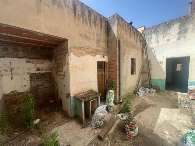 Casa en venta en Mataró, Cerdanyola Sud. Casa para reformar o hacer nuevo proyecto. Casas.