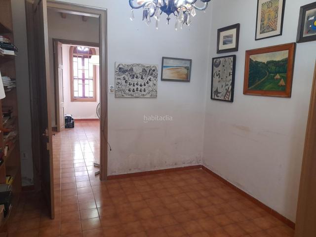 Casa en venta en Mataró, Eixample. OPORTUNIDAD! Casa con terraza y garaje en Centro de Mataró. Casas.