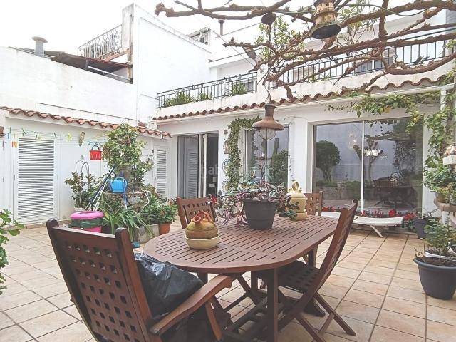 Casa en venta en Mataró, La Llàntia. MATARÓ NORD LLÀNTIA. ESPECTACULAR UNIFAMILIAR ENTRE MEDIANERAS!. Casas.