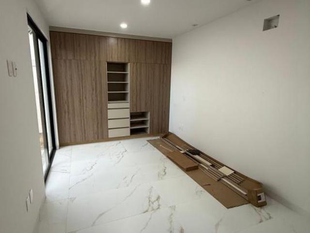 Casa en venta en Mayorca Residencial Privada con Alberca y Gym / Preparación para SKYROOF