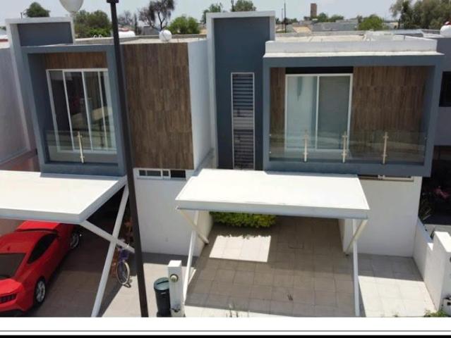 Casa en VENTA en Mayorazgo Corralejo