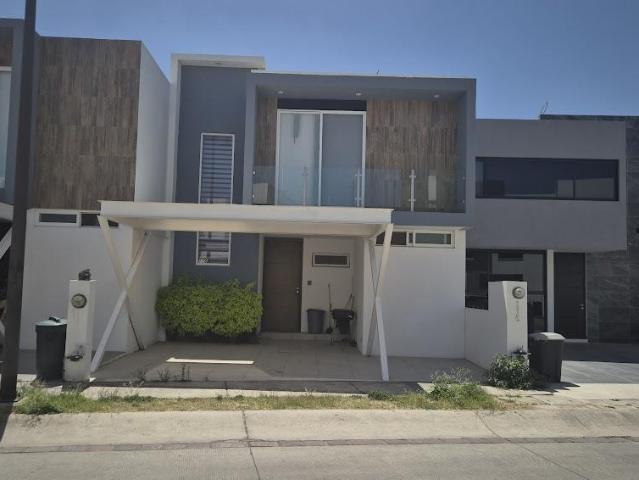 Casa en VENTA en Mayorazgo Corralejo