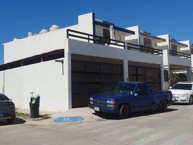 CASA EN VENTA EN MAZATALAN, SINALOA FRACC. HACIENDA DEL SEMINARIO