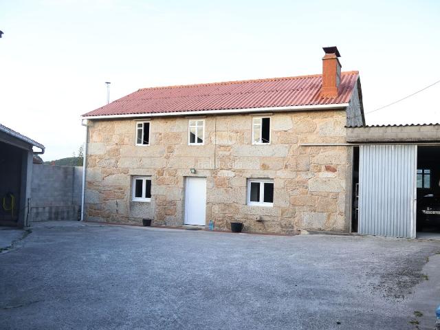 Casa en venta en Mazaricos. Casa rural en Xinzo, Mazaricos. Casas.
