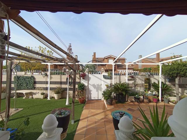 Casa en venta en Meco, Meco pueblo. Casas.