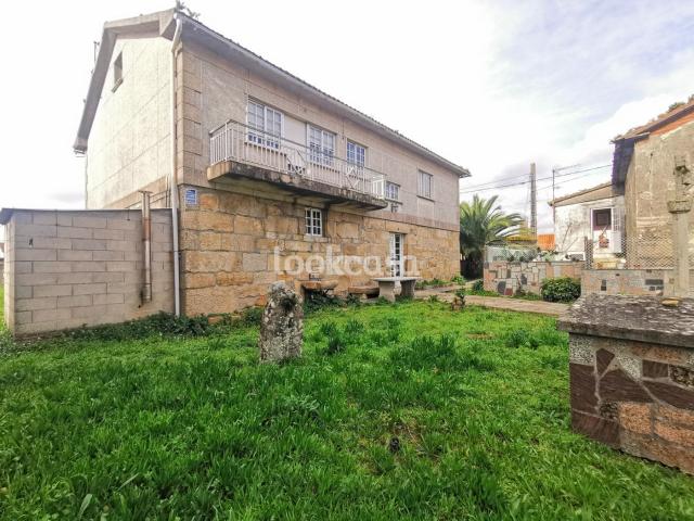 Casa en venta en Meaño. Casas.