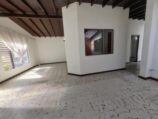 Casa En Venta En Medellin En Belen Miravalle V325385
