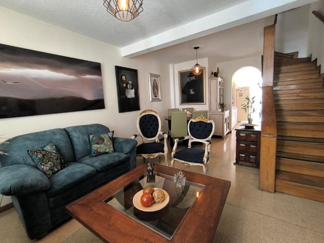 Casa En Venta En Medellin En Belen V192230