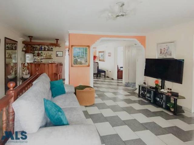 Casa En Venta En Medellin En La America V320618