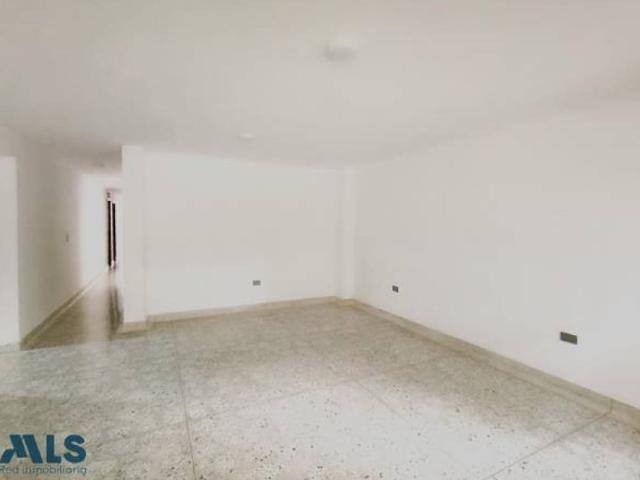 Casa En Venta En Medellin En Santa Monica V321344