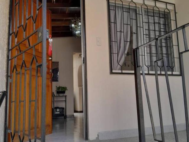 Casa En Venta En Medellin En Santa Monica V348645