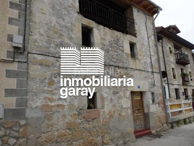 Casa en venta en Medina de Pomar. CASA DE PIEDRA. Casas Medina de.