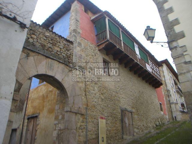 Casa en venta en Medina de Pomar. CASA EN VENTA EN EL CASCO HISTORICO DE MEDINA DE POMAR. Casas Medina de.