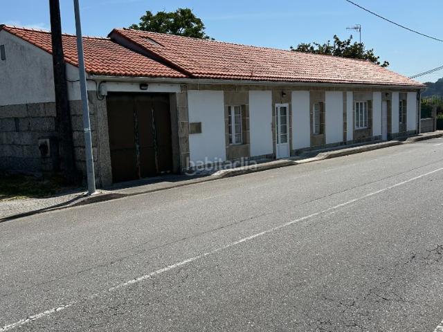 Casa en venta en Meis. Casa o chalet independiente en venta en Zacande nogueira. Casas.