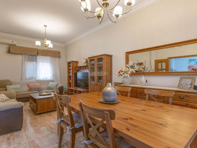 Casa en venta en Melilla, Calvo Sotelo. Espectacular casa mata en venta en el barrio Calvo Sotelo. Casas.