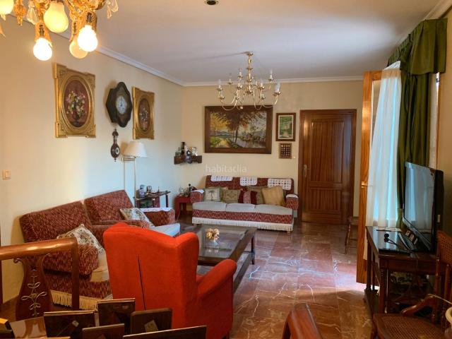 Casa en venta en Membrilla. ¡OPORTUNIDAD DE CASA EN EL CENTRO DE MEMBRILLA!. Casas.
