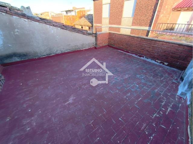 Casa en venta en Mendavia. CASA EN MENDAVIA EN EL CENTRO DEL PUEBLO. Casas.