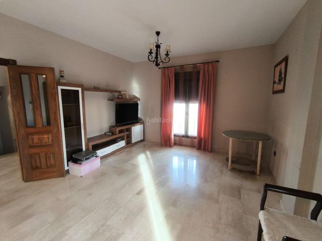 Casa en venta en Mengíbar. Casas.