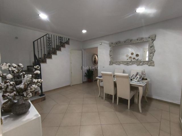 Casa en venta en Mengíbar. Casas.