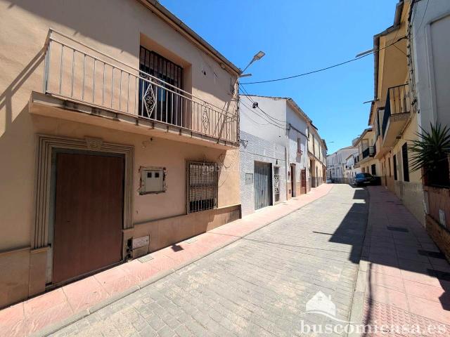 Casa en venta en Mengíbar. Vivienda procedente de banco, Mengibar. Casas.