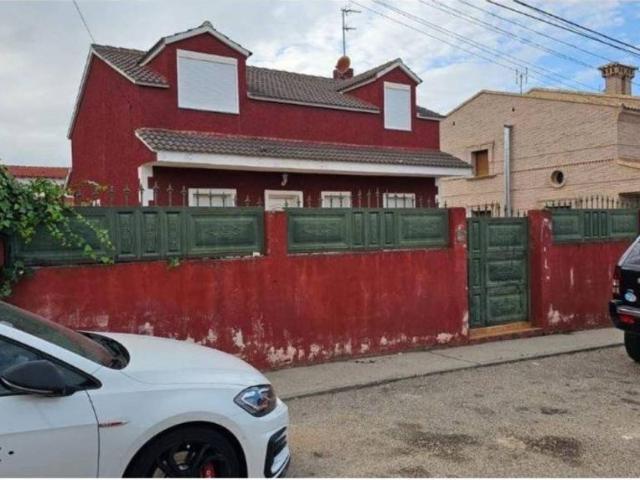 Casa en Venta en Méntrida