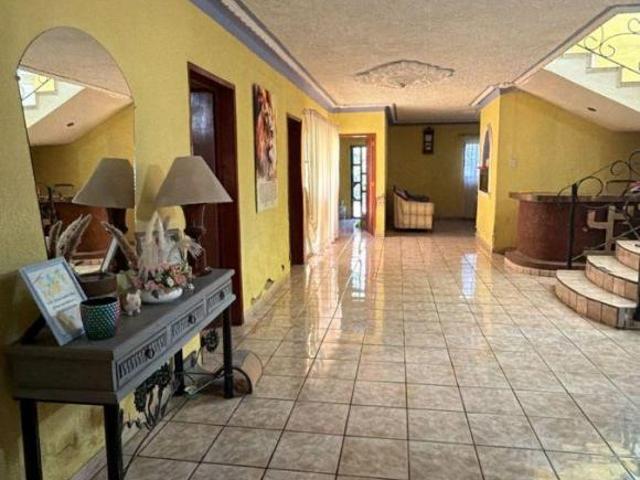CASA EN VENTA EN MESA DE LOS OCOTES, ZAPOPAN