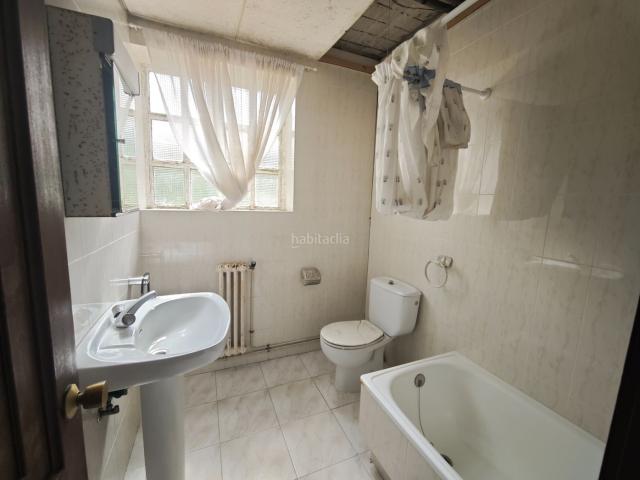 Casa en venta en Frades. CASA INDEPENDIENTE EN MESÍA. Casas.