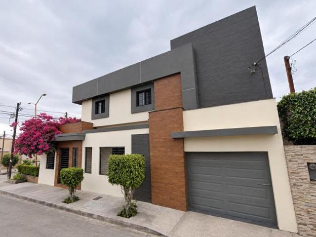 CASA EN VENTA EN MESTROS UNIVERSITARIOS TIJUANA BAJA CALIFORNIA