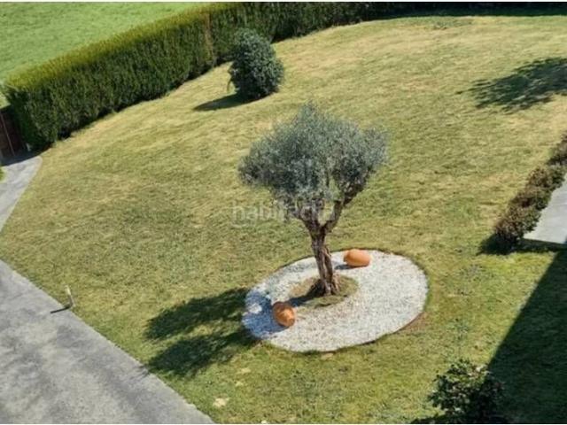 Casa en venta en Merca A. Se vende chalet moderno en A Merca. Casas Merca.