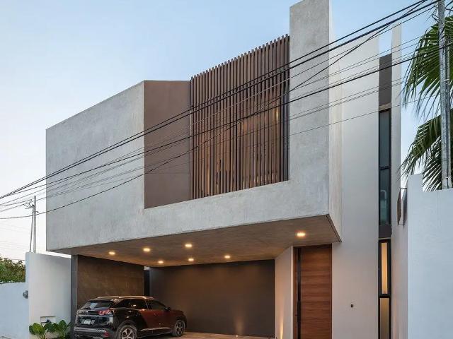 Casa en Venta en Mérida, Yucatán en Col. Montes de Amé