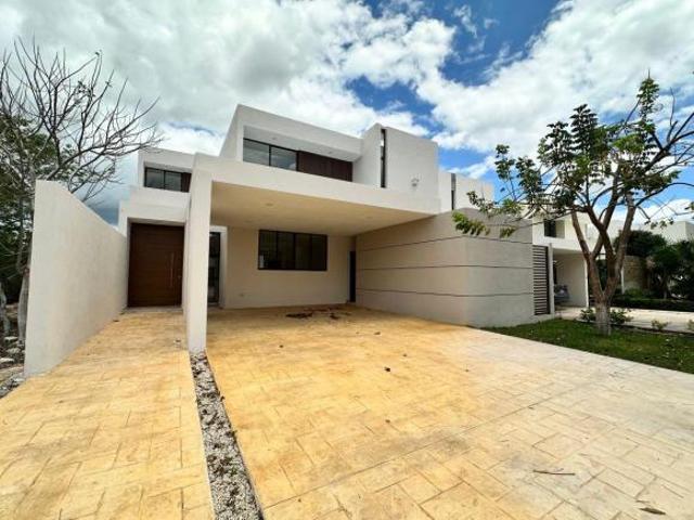 CASA EN VENTA EN MERIDA YUCATAN PARQUE NATURA CHACA