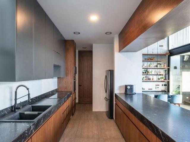 CASA EN VENTA EN MERIDA AMUEBLADA