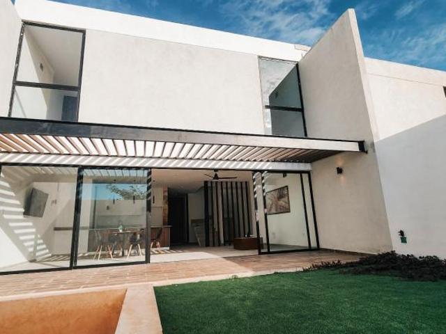 CASA EN VENTA EN MERIDA, CONKAL