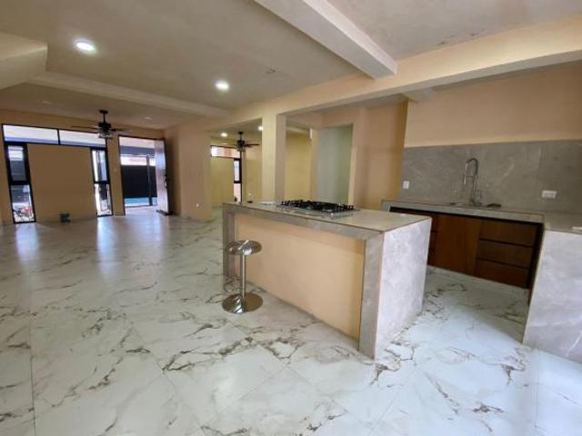 Casa en Venta en Merida dentro de periferico 4 habitaciones